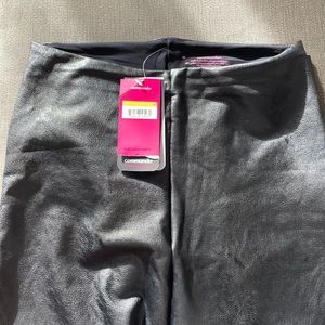 NWT 🏷 Commando Faux Leather Leggings MEDIUM High Waisted Control Top 💕